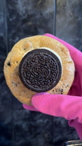 Cookies and cream cookie